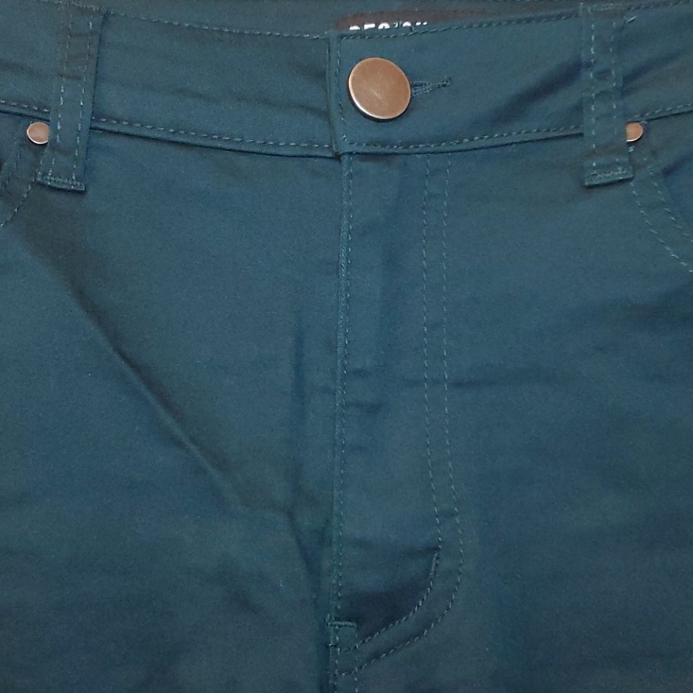 Pants - Picture 2 of 4